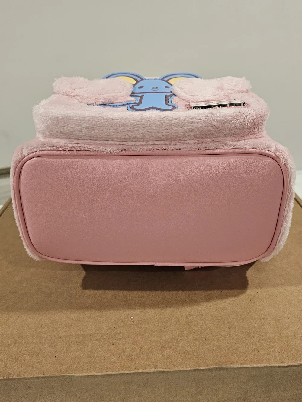 Loungefly nwt hard